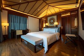 Le Meridien Shimei Bay Beach Resort & Spa