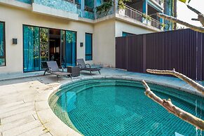 Le Meridien Shimei Bay Beach Resort & Spa