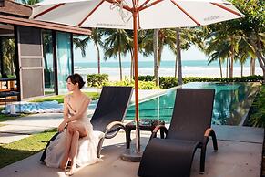 Le Meridien Shimei Bay Beach Resort & Spa