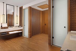 Le Meridien Shimei Bay Beach Resort & Spa