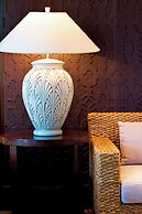 Le Meridien Shimei Bay Beach Resort & Spa