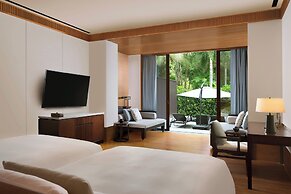 Le Meridien Shimei Bay Beach Resort & Spa