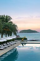 Le Meridien Shimei Bay Beach Resort & Spa