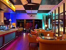 Le Meridien Shimei Bay Beach Resort & Spa