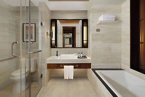 Le Meridien Shimei Bay Beach Resort & Spa