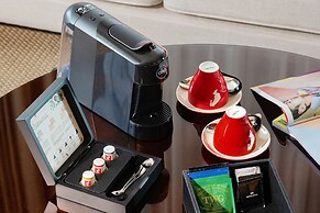 Le Meridien Shimei Bay Beach Resort & Spa