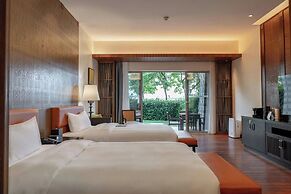 Le Meridien Shimei Bay Beach Resort & Spa