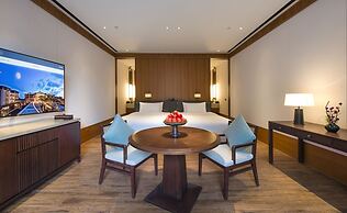 Le Meridien Shimei Bay Beach Resort & Spa