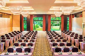 Le Meridien Shimei Bay Beach Resort & Spa