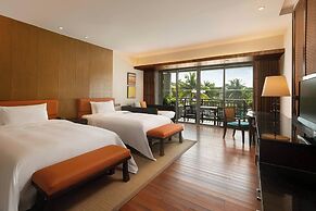 Le Meridien Shimei Bay Beach Resort & Spa