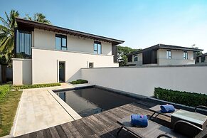 Le Meridien Shimei Bay Beach Resort & Spa