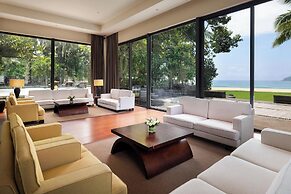 Le Meridien Shimei Bay Beach Resort & Spa