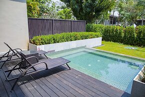 Le Meridien Shimei Bay Beach Resort & Spa