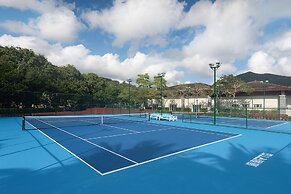 Le Meridien Shimei Bay Beach Resort & Spa