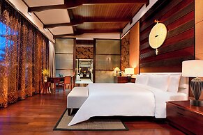 Le Meridien Shimei Bay Beach Resort & Spa