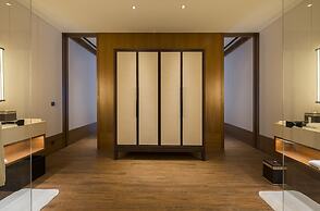 Le Meridien Shimei Bay Beach Resort & Spa