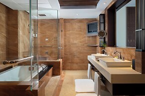 Le Meridien Shimei Bay Beach Resort & Spa