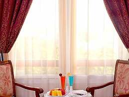 Safeer Hotel Suites - Aparthotel