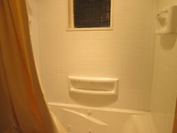 Town House Motel Inc