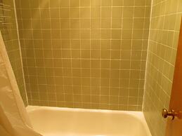 Town House Motel Inc