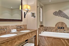 Augustine, a Luxury Collection Hotel, Prague