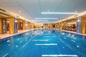 Gehua New Century Hotel