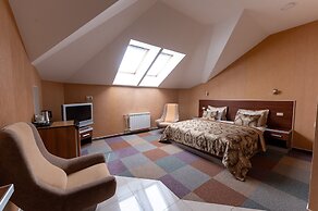 Briz Hotel