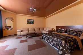 Briz Hotel