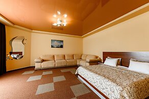 Briz Hotel