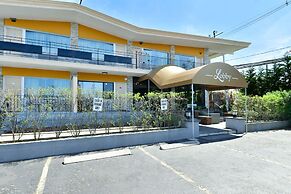 The Freeport Inn and Marina