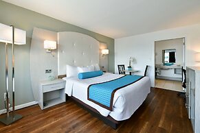 The Freeport Inn and Marina