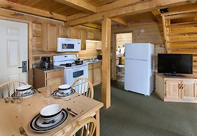 Rock Crest Lodge And Cabins