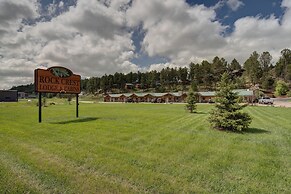 Rock Crest Lodge And Cabins