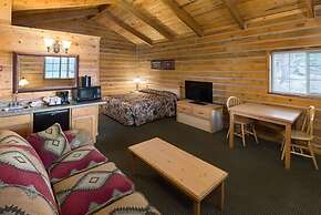 Rock Crest Lodge And Cabins