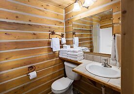Rock Crest Lodge And Cabins