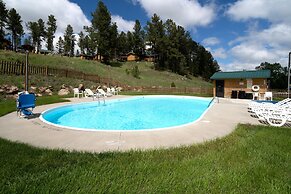 Rock Crest Lodge And Cabins