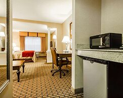 Comfort Inn & Suites Scarborough - Portland