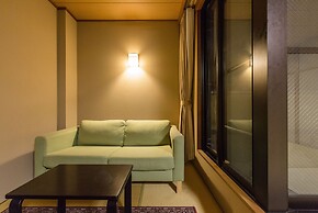 Kyoto Nanzenji Garden Ryokan Yachiyo Established in 1915