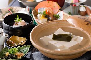 Kyoto Nanzenji Garden Ryokan Yachiyo Established in 1915