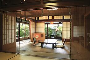 Kyoto Nanzenji Garden Ryokan Yachiyo Established in 1915