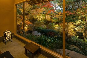 Kyoto Nanzenji Garden Ryokan Yachiyo Established in 1915
