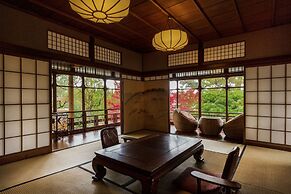 Kyoto Nanzenji Garden Ryokan Yachiyo Established in 1915