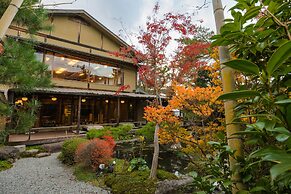 Kyoto Nanzenji Garden Ryokan Yachiyo Established in 1915