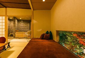 Kyoto Nanzenji Garden Ryokan Yachiyo Established in 1915