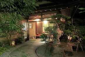 Kyoto Nanzenji Garden Ryokan Yachiyo Established in 1915