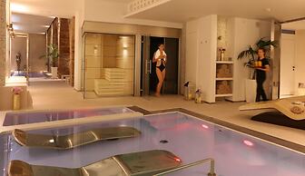 ABaC Restaurant & Hotel