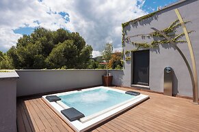 ABaC H&R Barcelona Monument