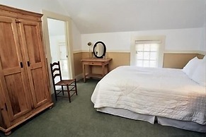 Valley Ford Hotel