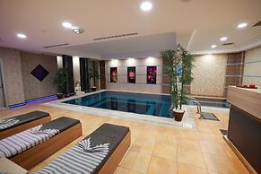 Nova Plaza Orion Hotel