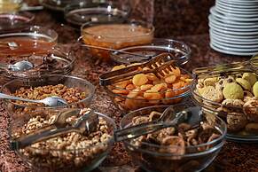 Nova Plaza Orion Hotel